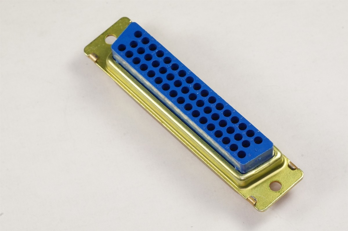 M24308/4-5 Tyco D-Sub Connector Plug High Density 50 Pos 3 Row 1  