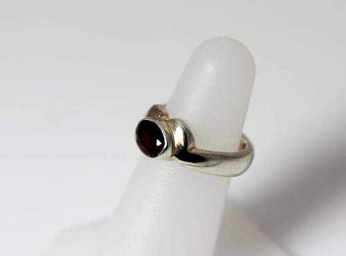 Anillo de granate ovalado facetado modernista de plata esterlina talla 5,25 #2 - 4870 - Imagen 3 de 6