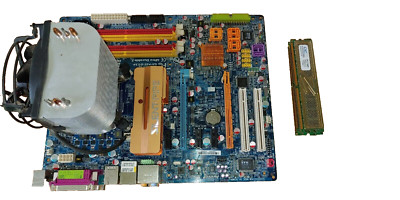Giabyte Motherboard (GA-P35-DS3P), Intel Core 2 Duo E8500 und 4 x OCZ2G800R22GK