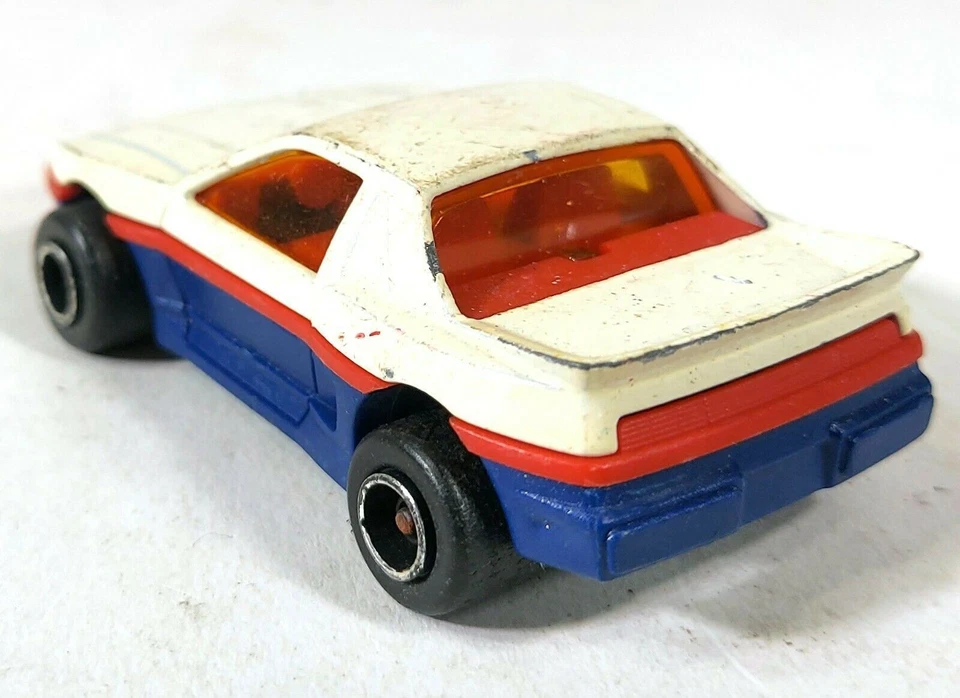 Majorette 206 Pontiac Fiero Bianco 1/55 Vintage Pressofuso Auto Francia – - Immagine 2 di 3