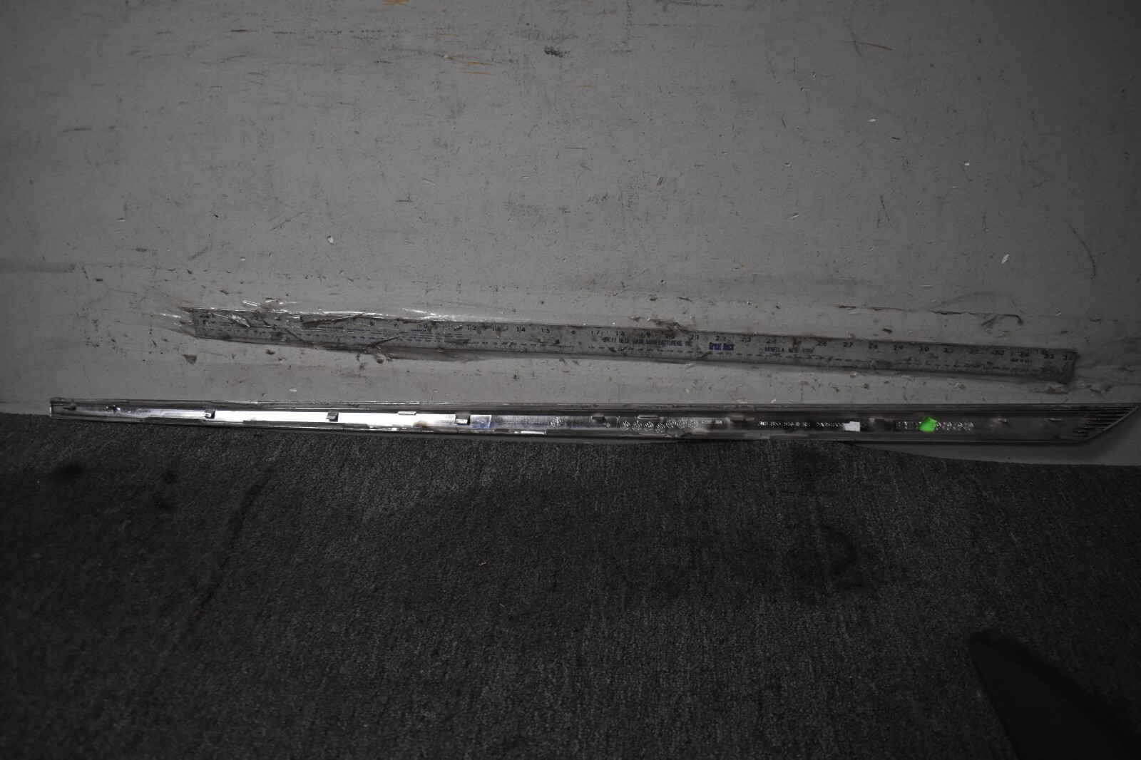 2012-2017 BENTLEY GT DOOR CHROME RIGHT MOLDING FACTORY OEM