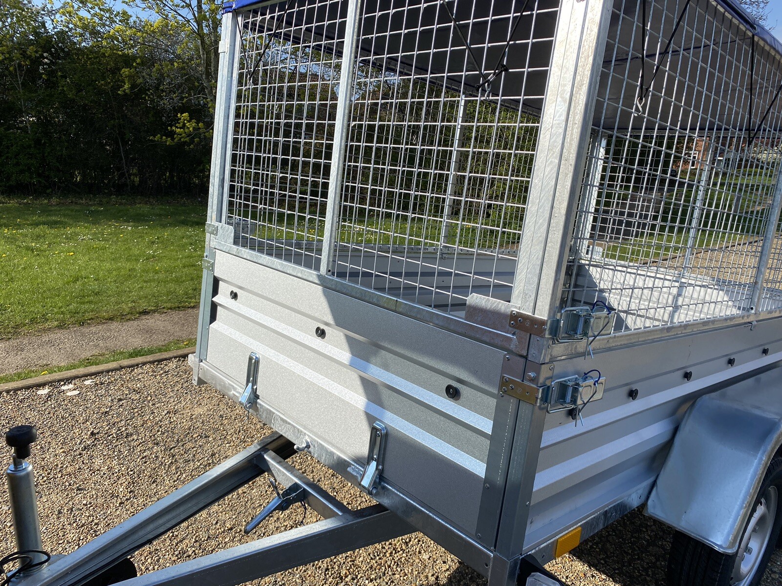 Picture 19 of 24