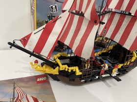 LEGO Pirates: Black Seas Barracuda (6285) with Box, great condition - Rare!