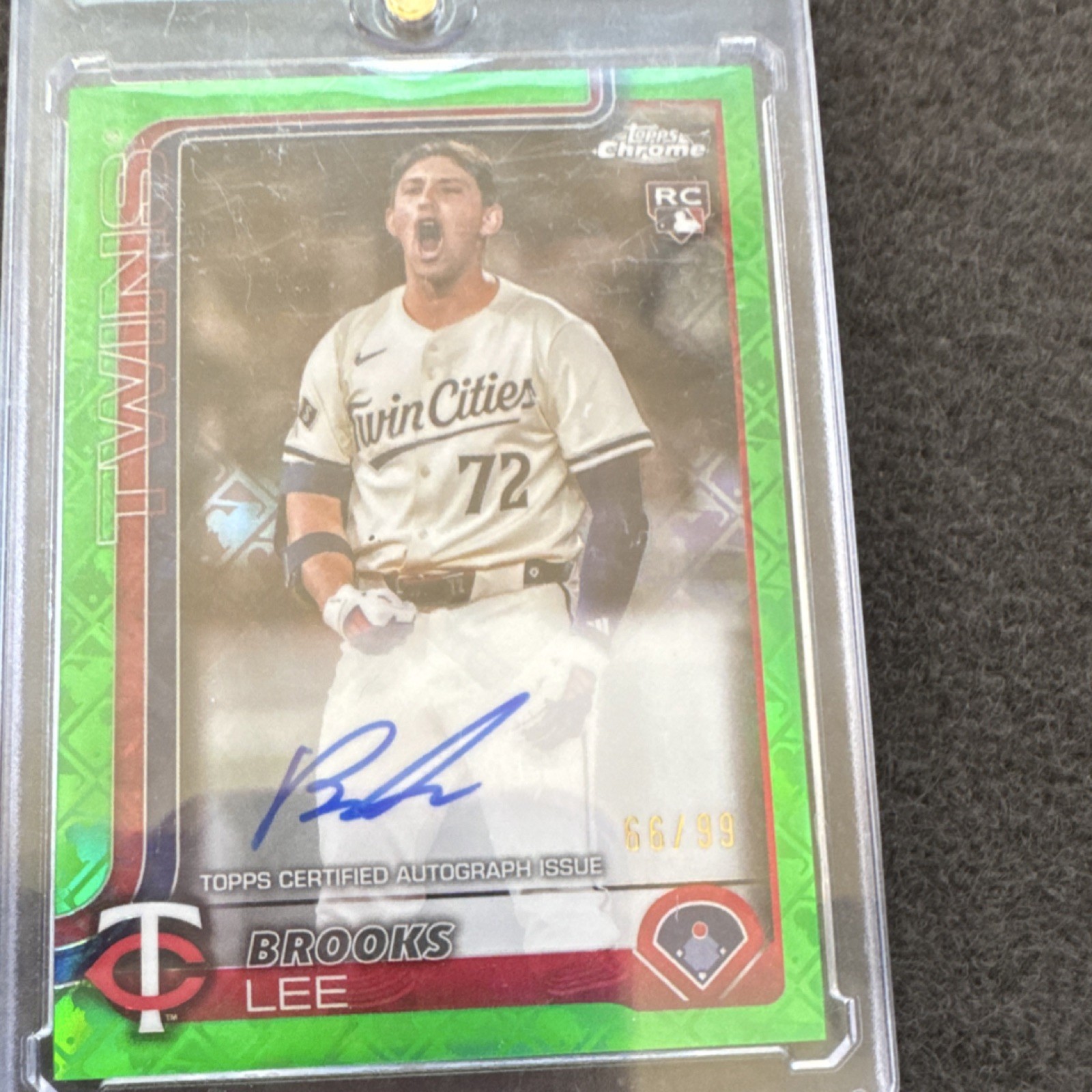 Topps 2025 Chrome Logofractor Brooks Lee Rookie Auto Green Refractor /99 Twins