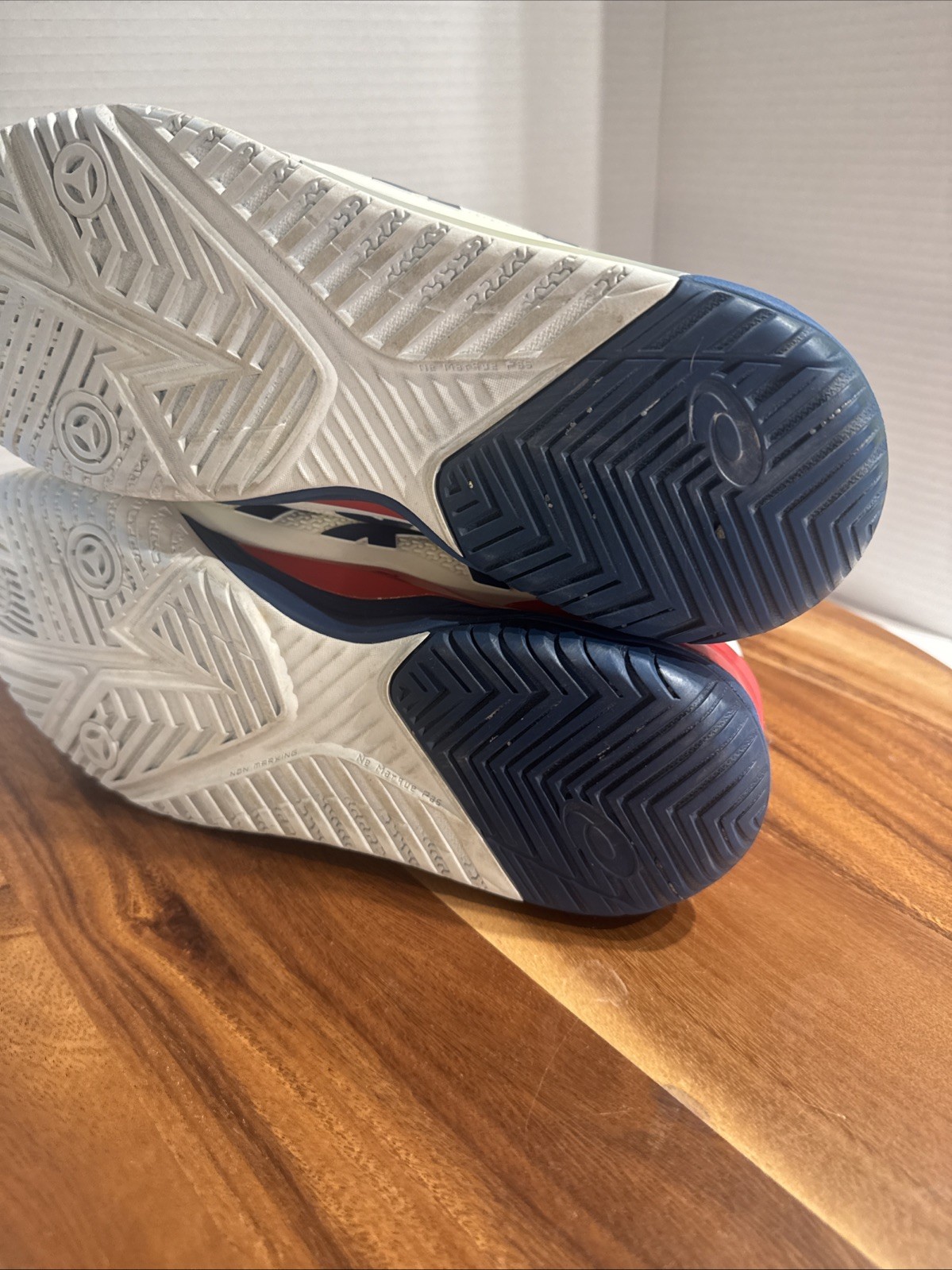 Asics GEL-Resolution 8 Model - F450124 Tennis Shoes Men’s Size 9 thumbnail 12