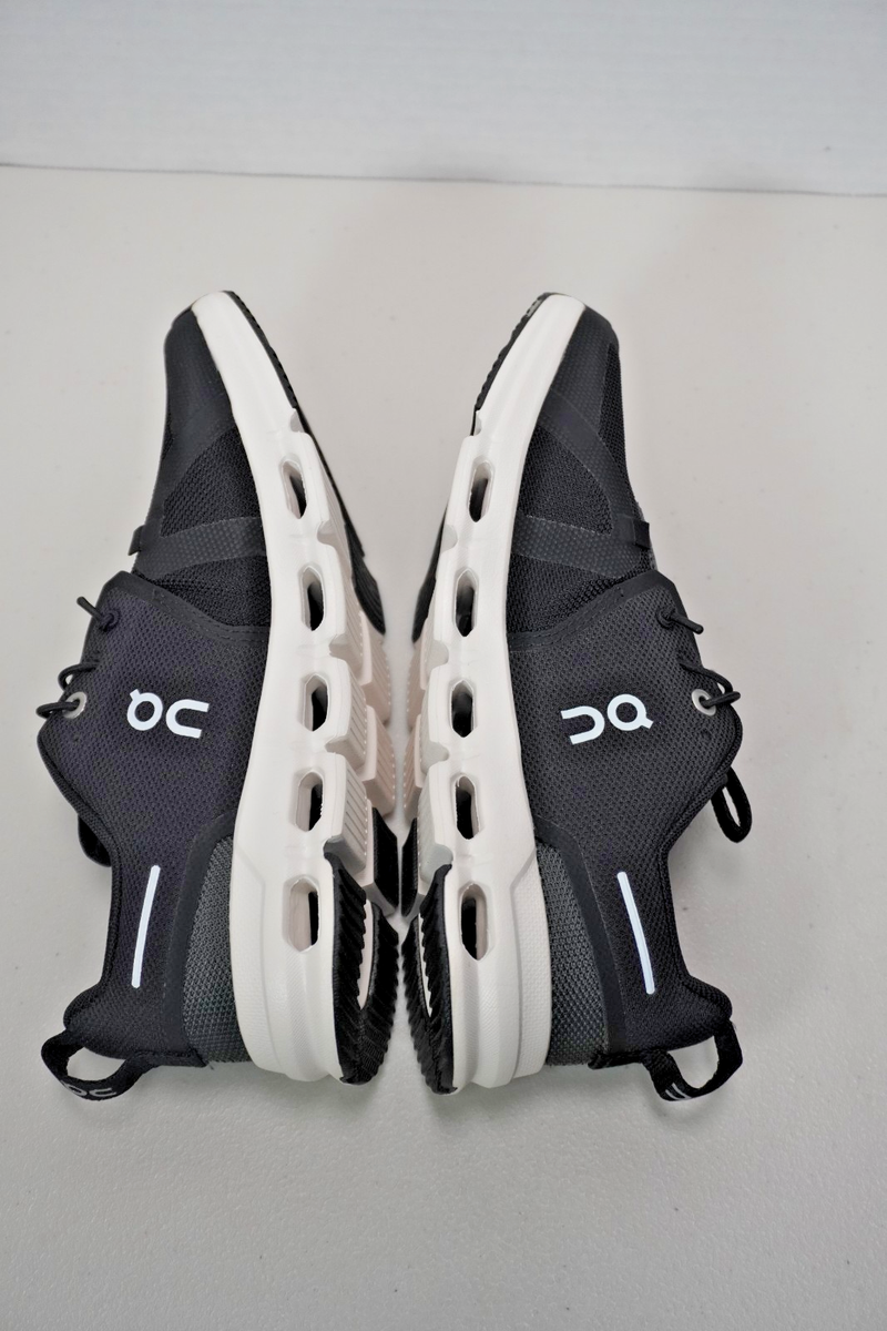 On Cloud 5 Youth Boys Running Shoes Black/White Size 4Y | eBay