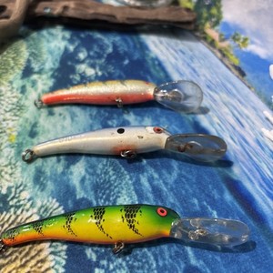 Manns vintage used fishing lures