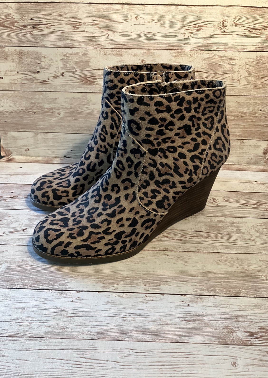 Sole Society So Patsy Leopard Ankle Boot Wedge He… - image 1