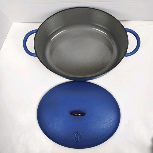 Great Jones Cast Iron Dutch Oven The Dutchess 6.75 Quart Blueberry - Picture 3 of 8