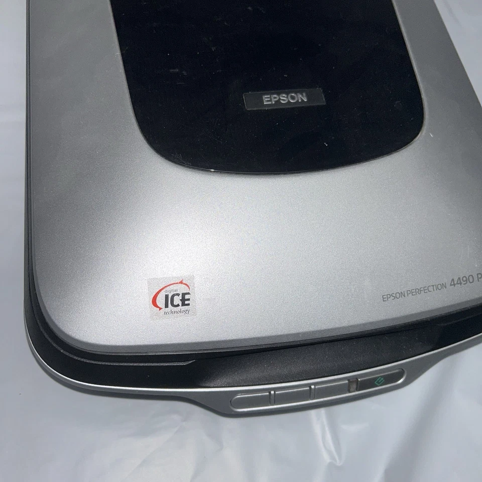 Epson Perfection 4490 Photo Flatbed Scanner - Model J192A UNIT ONLY NO CABLES - Image 3 of 4