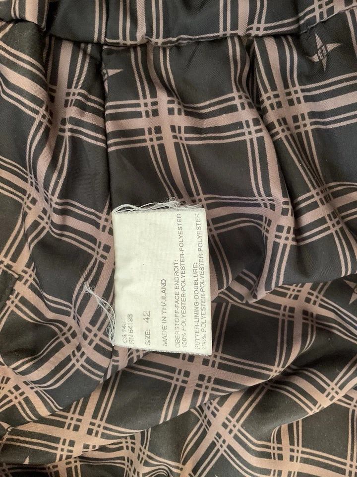 Traje de esquí retro de una pieza BOGNER para hombre talla 42. Funciona solo en diamantes negros. Foto 4 de 4