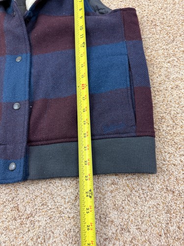 New NWT Woolrich Women’s Buffalo Plaid Wool Vest With Sherpa Collar Size L - Picture 6 of 7