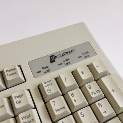 Excelsior303/S 37鍵盤 MicroSpeed 9533-M Keyboard Deluxe Windows 95 FCC ID GJJSKR