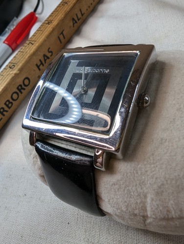 Vintage Liz Claiborne Ladies Watch LC1042 Working W/ New Battery - Picture 3 of 14