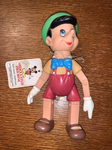 pinocchio doll disney