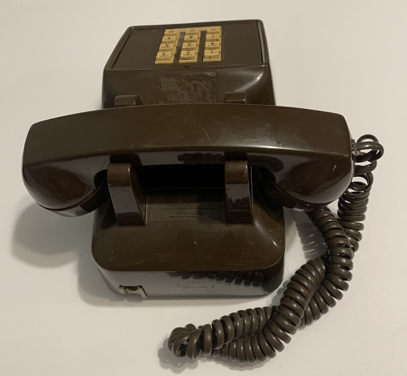 Vintage ITT 2500 Series Brown Push Button Touch Tone Desk Tabletop