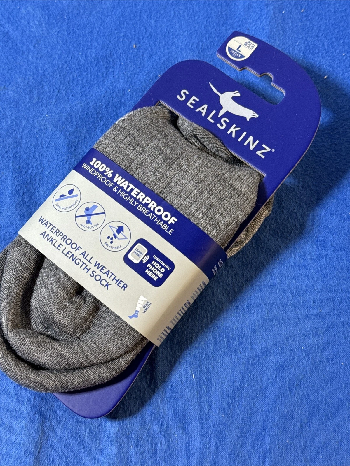 NWT Sealskinz All Weather Ankle Length Sock Grey Size L Waterproof