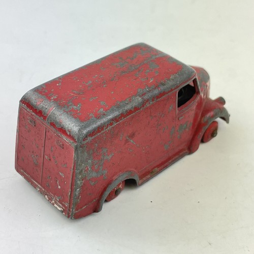 Vintage Dinky Toys Trojan 15 CWT Van Red Play Worn - Picture 3 of 5