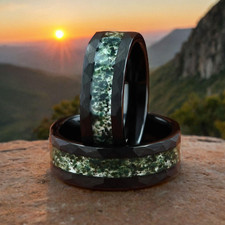 Eco-Friendly Moss Agate Men's Hammered Tungsten Wedding Ring Comfort Fit - 8mm