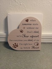 Pet Memorial Gifts Heart Shaped Wood Sign for Loss of Dog or Cat Sympathy