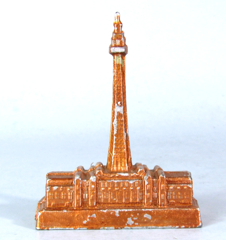 BLACKPOOL TOWER England Vintage Metal Souvenir Building Replica