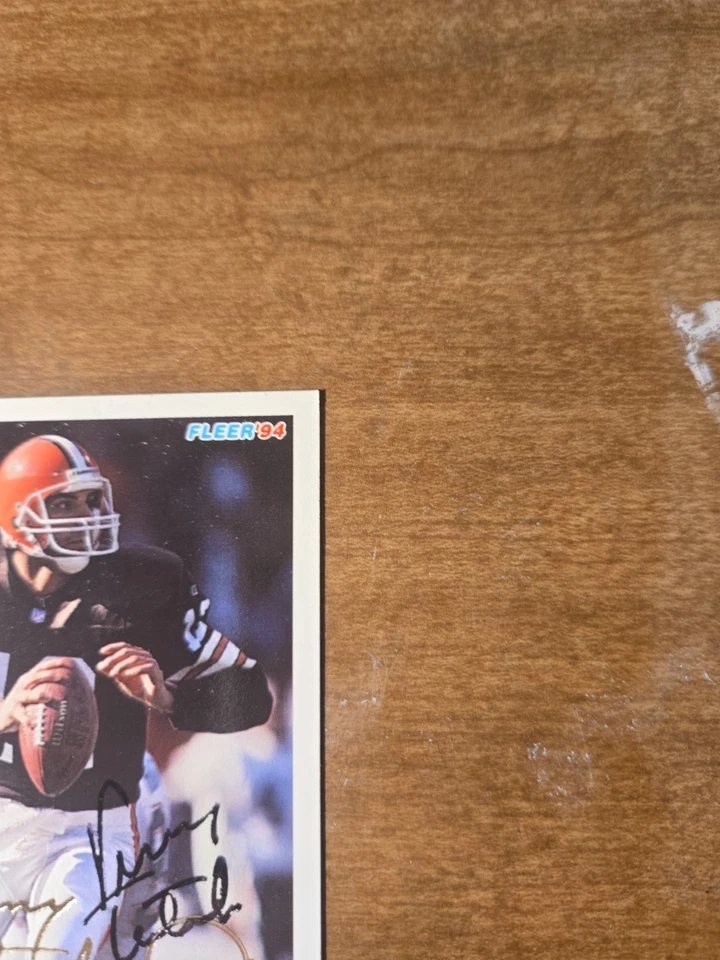 1994 Fleer "Hand Signed Autograph" Of Vinny Testtaverde !!! #104... - Image 3 of 4