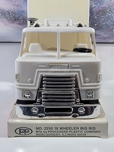 VTG PROCESSED PLASTICS COMPANY 18 WHEELER BIG RIG PLASTIC TOY SET #2250 BOXED - Picture 8 of 21