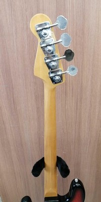 YAMAHA Pulser Vintage Precision Bass PB-400 3-Tone Sunburst Made