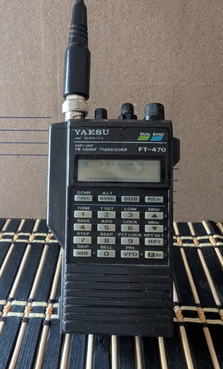 YAESU FT-104 受信機 YAESU FT-104 受信機