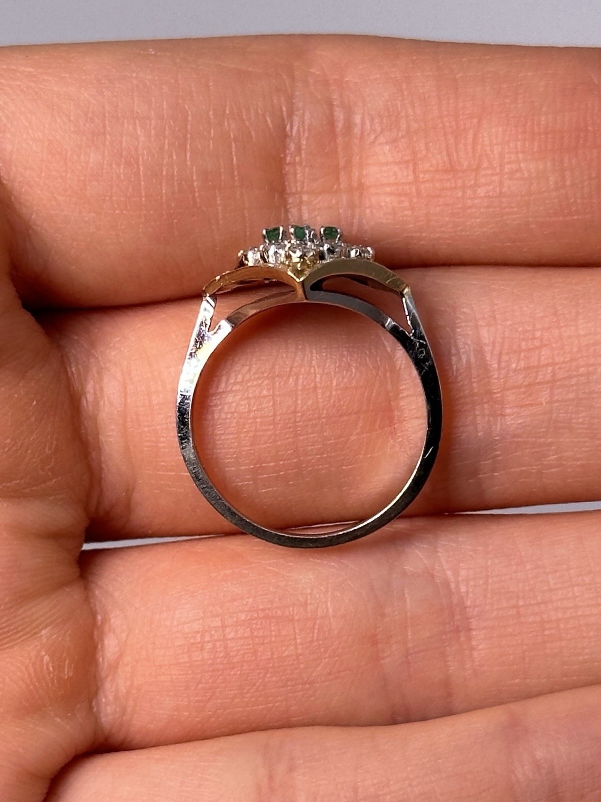 Vintage Solid 14K Two-Tone Square-Shape Ring & Em… - image 3