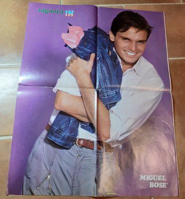 MIGUEL BOSE - SUPERPOSTER MÄDCHEN IN (ca. 48 x 37 cm)