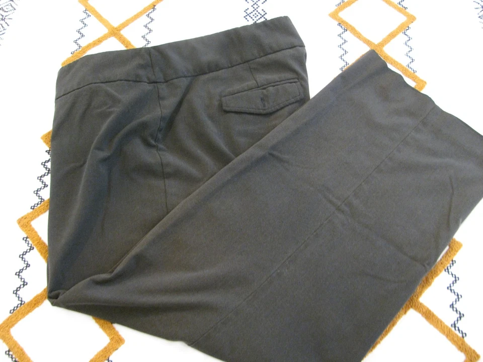 Style&Co Mujer 18W Elástico - Negro Foto 3 de 4