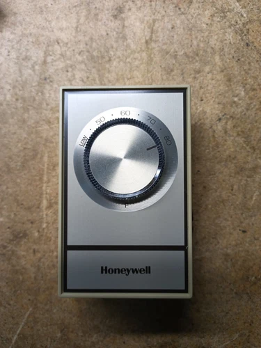 T498A1810 Brush Gold SPST Thermostat