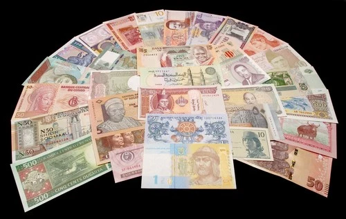 Collection of 32 World Banknotes - All Different Countries Banknote Lot (AB32)