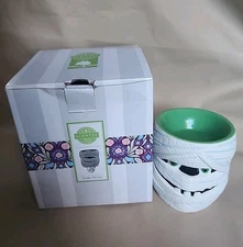 Scentsy Under Wraps Mummy Halloween MINI Wall Plug-In Wax Warmer - New In Box