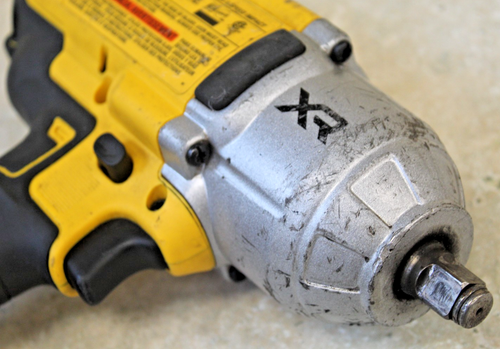 DeWalt DCF900 20V MAX XR 1/2" Impact Wrench (Tool Only) *Pre-owned* FREE SHIPPIN - Picture 4 of 8