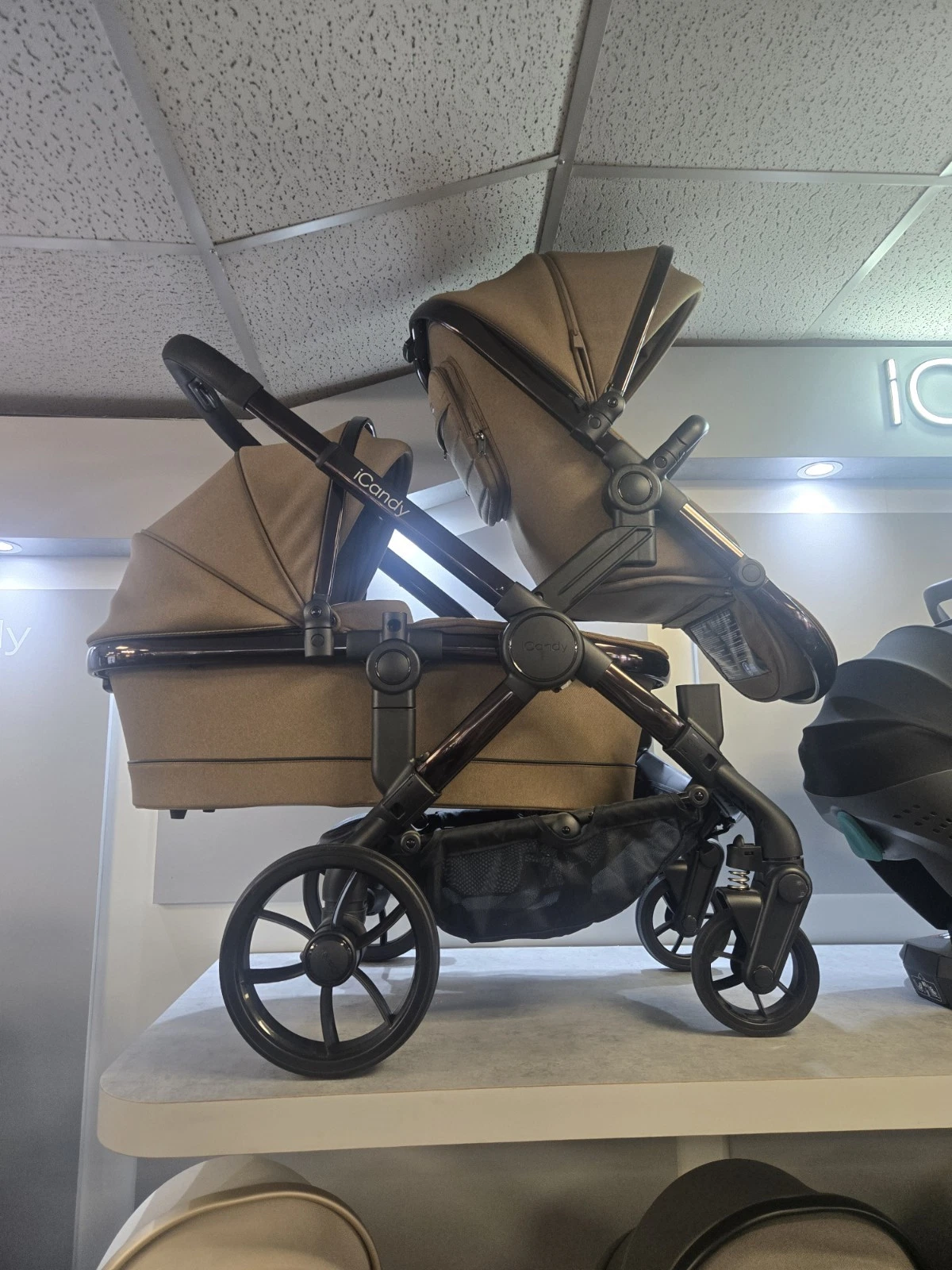 Icandy Peach 7 Duo Pram - Coco Ex Showroom