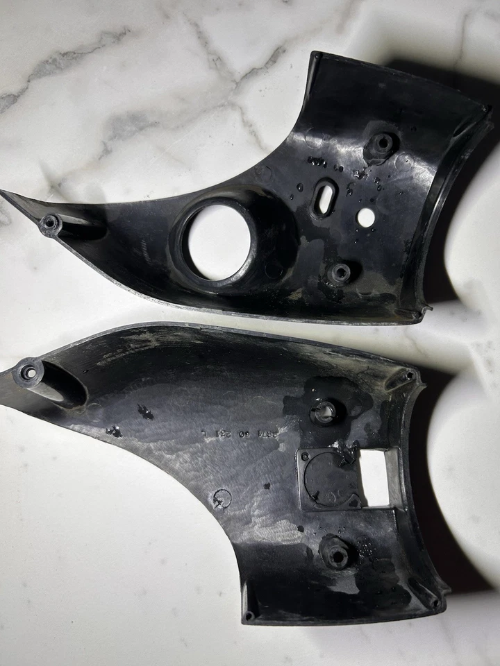 Cubierta de columna de dirección Mazda RX-7 1980 Foto 3 de 3