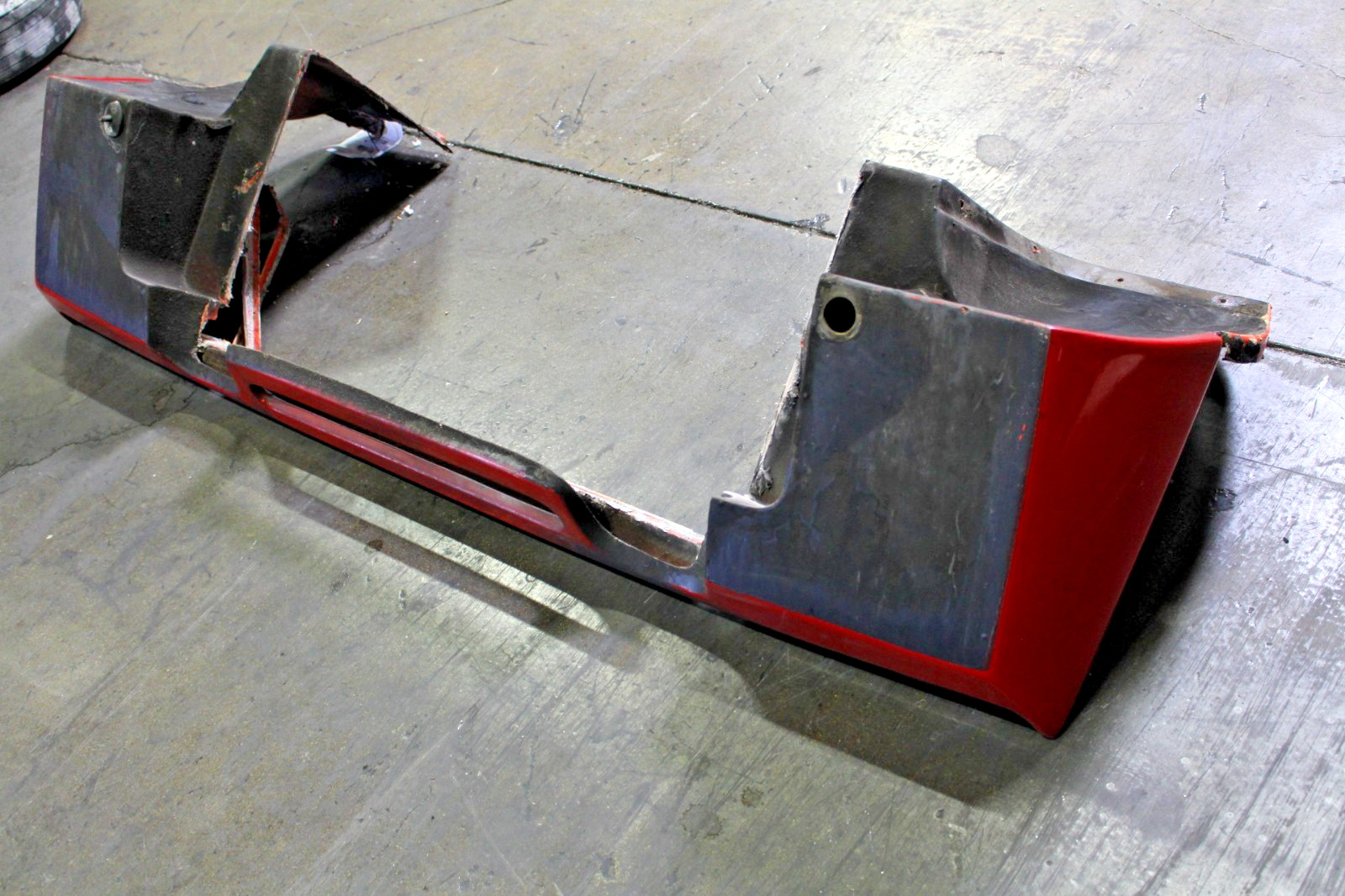 Ferrari 308, Rear Valance, Dmg, Needs Repair, Used, P/N 60978600