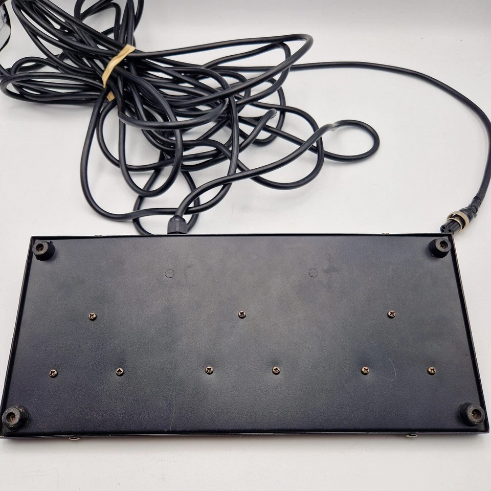 Equinox Gigabar MKII COB System Pedals Controls Footswitch - Image 3 of 4