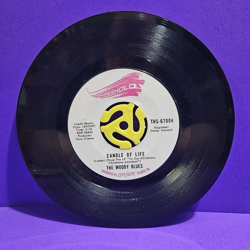 The Moody Blues Question/Candle Of Life 45 RPM Vinyl Record Classic Rock N Roll - Imagen 4 de 4