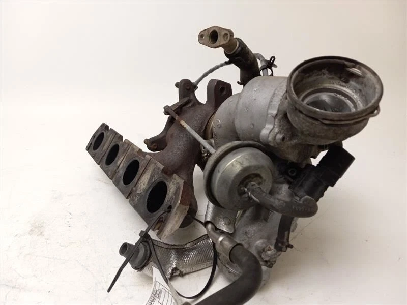 Volkswagen CC 2010 turbo supercargador Foto 3 de 4