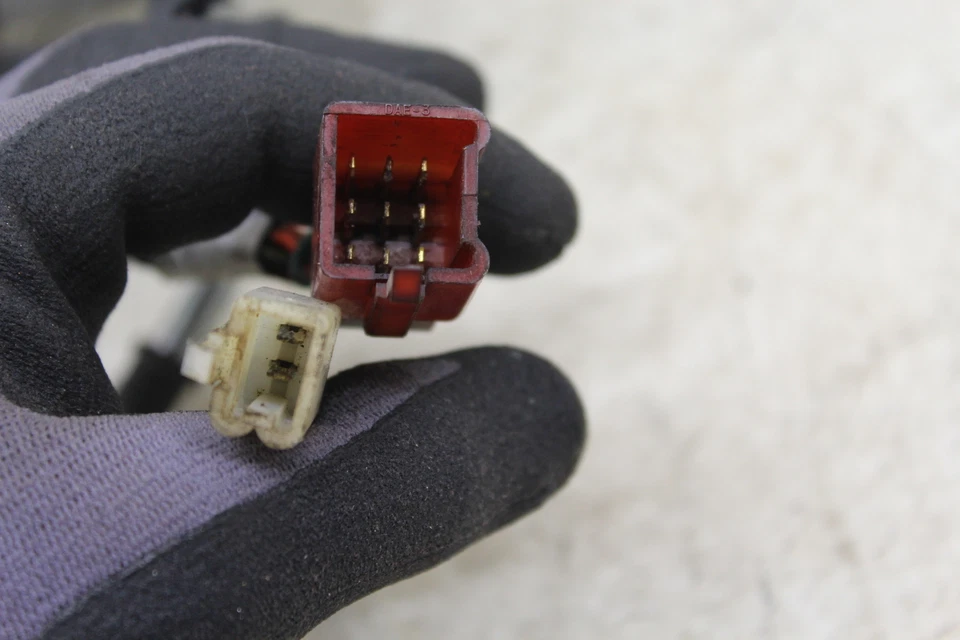 2010 HYOSUNG GV250 OEM injectors throttle body bodiesB39D - Image 3 of 4