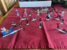 20 Vintage Heinrichsen German Flat Lead Figurines