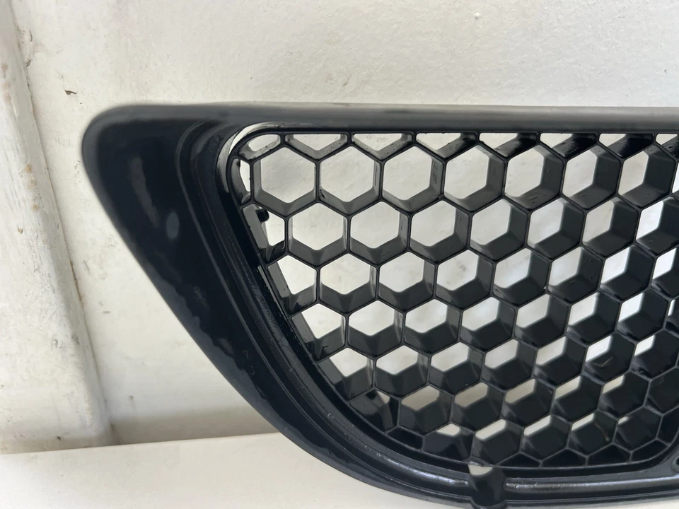 Pontiac Sunbird 1984-1985 parrilla delantera derecha asy OEM 10041488 Foto 2 de 4