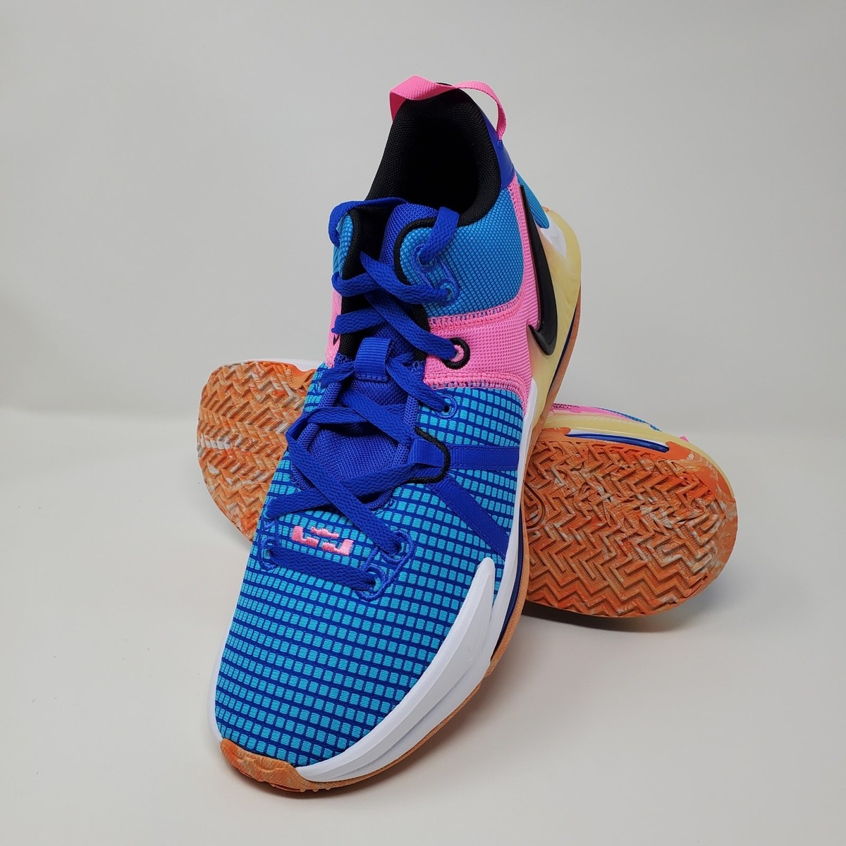 Nike LeBron Witness VII Multicolor Basketball Shoes - Blue, Pink & Orange Nike Men main image 4