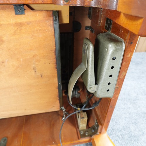 Singer Sewing Machine Cabinet Table For Refinish Vintage Fits 201 15 66 Others - Picture 4 of 24