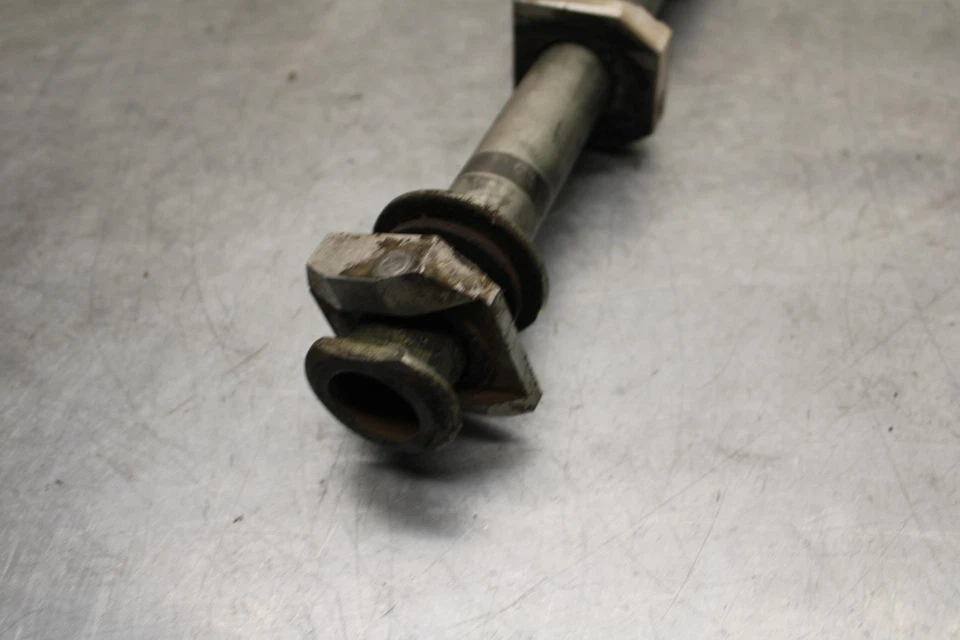 2001 Suzuki GSXR600 REAR AXLE BACK WHEEL RIM PIVOT BOLT AXEL 64711-33E10 BB59 - Image 4 of 4