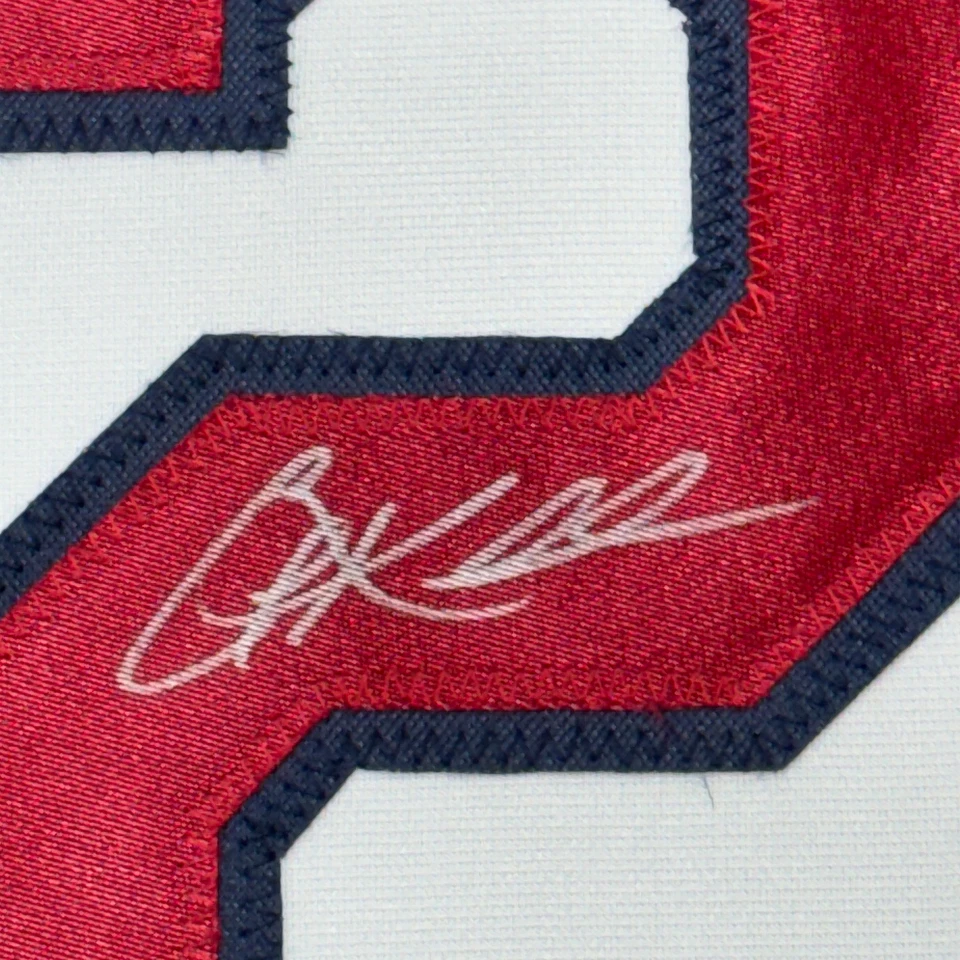 Camiseta deportiva enmarcada autografiada/firmada Corey Kluber 35x39 Cleveland blanca certificado de autenticidad BAS Foto 2 de 2