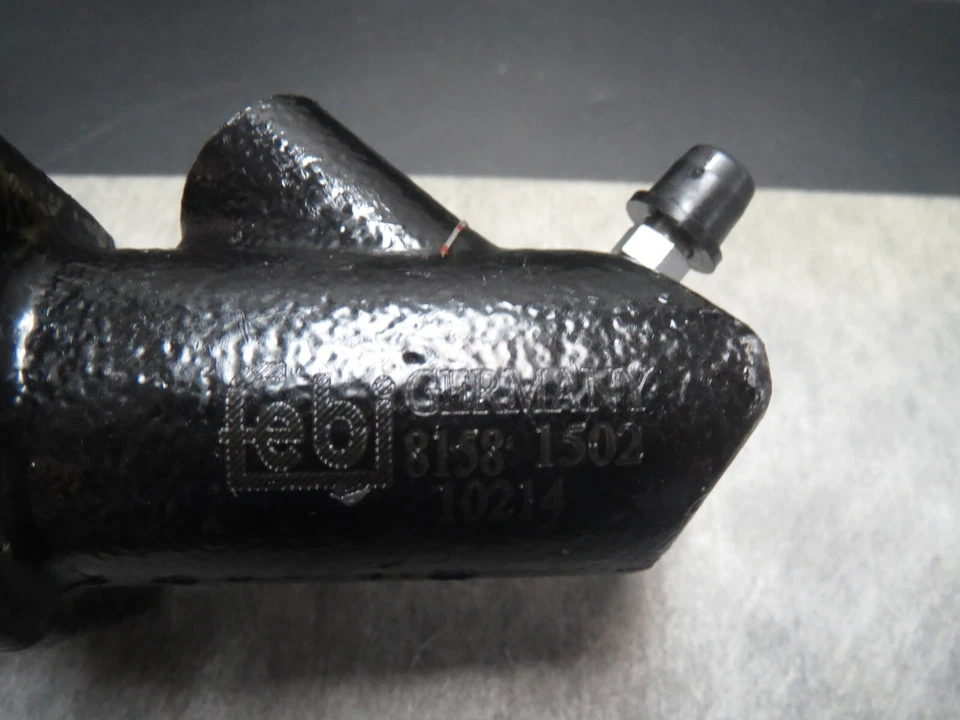 Cilindro esclavo de embrague para BMW 320i 323i 325i 328i Febi Hecho en Italia ¡Envío rápido! Foto 3 de 4